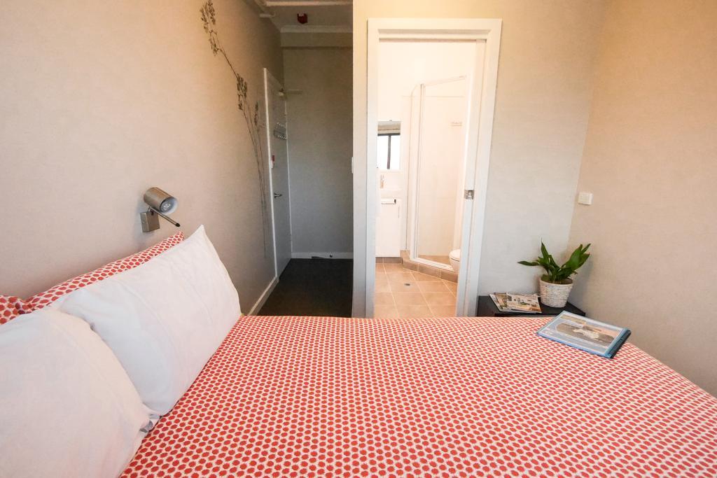 Hostel Yha House